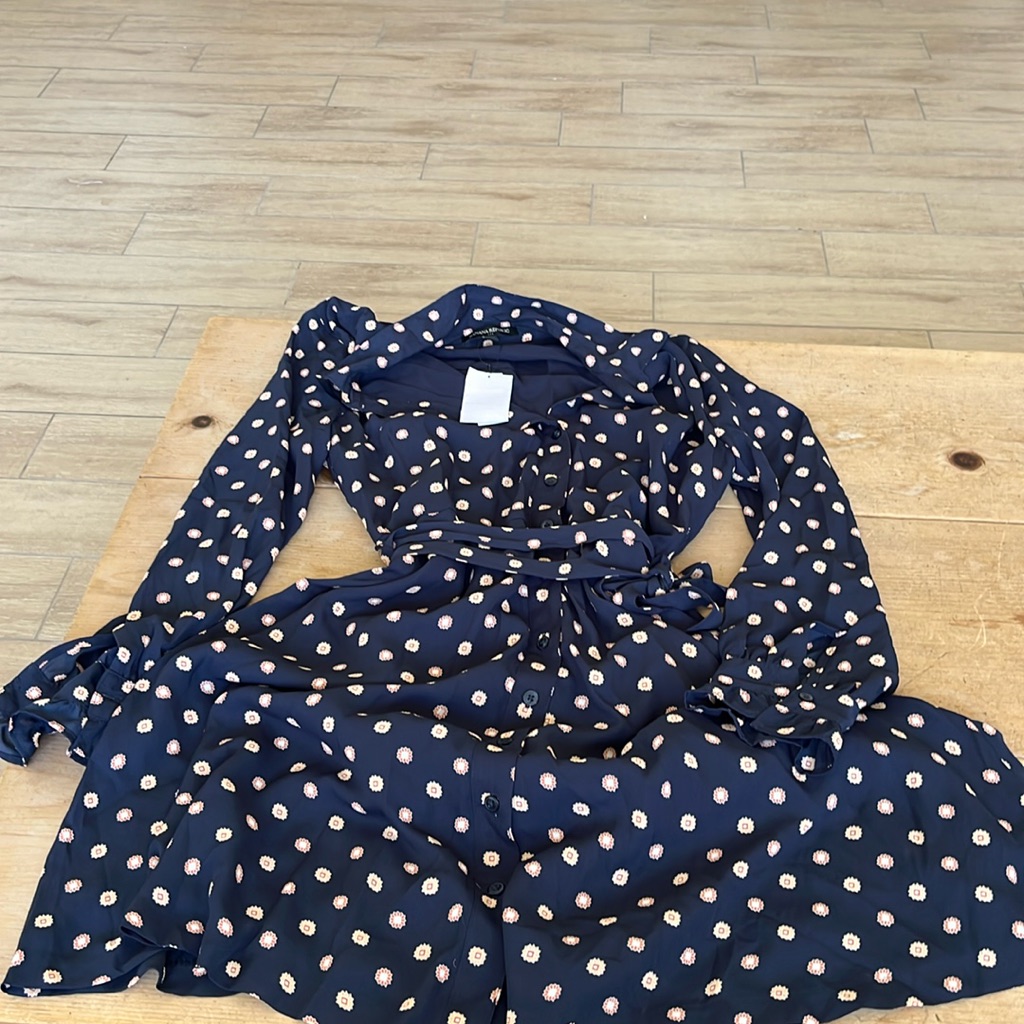 Banana Republic Long Sleeve Navy Print Dress. Size 4 Nwt